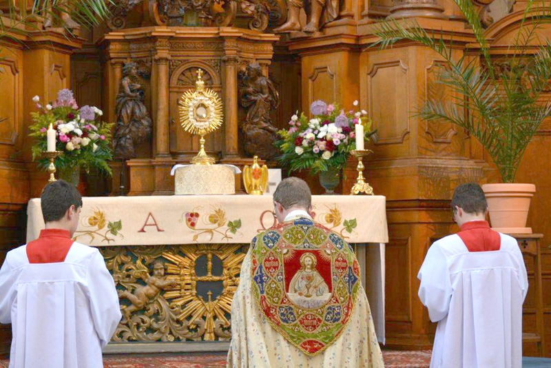 Eucharistische Anbetung mit den Apostolischen Schülern von Bad Münstereifel