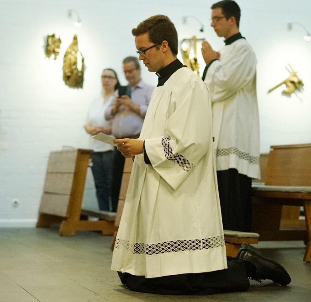 Bruder Nils Schäfer LC erneuerte seine Gelübde in der Ordensgemeinschaft der Legionäre Christi für weitere vier Jahre. 